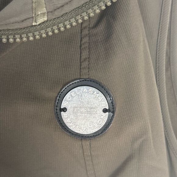 New years CLOSEOUT Noel Asmar Vest sz medium - Picture 4 of 10